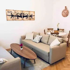 luxury-new-apartment-center-2-bezirk.vienna-besthotels.com/